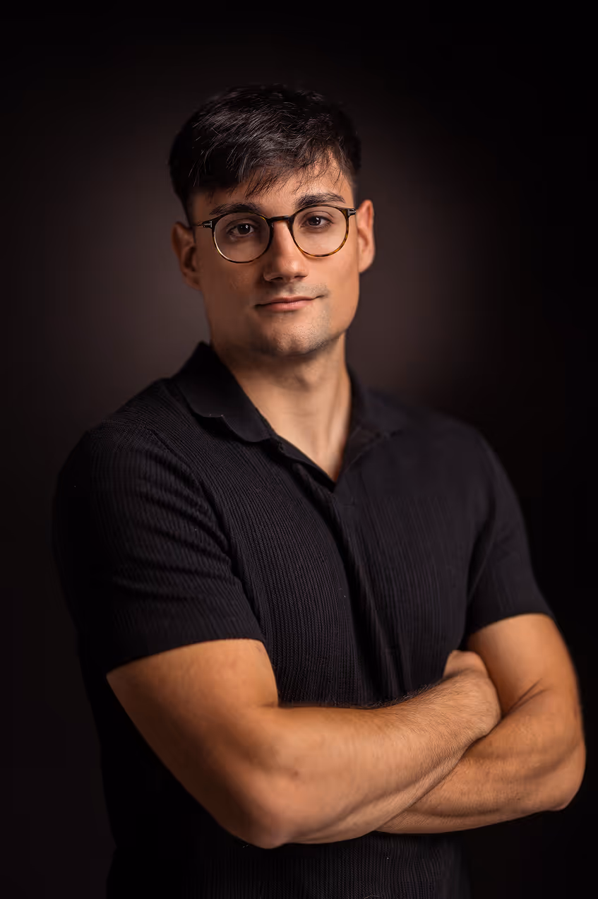 Retrato de Gerard, filmmaker y director creativo de Starford